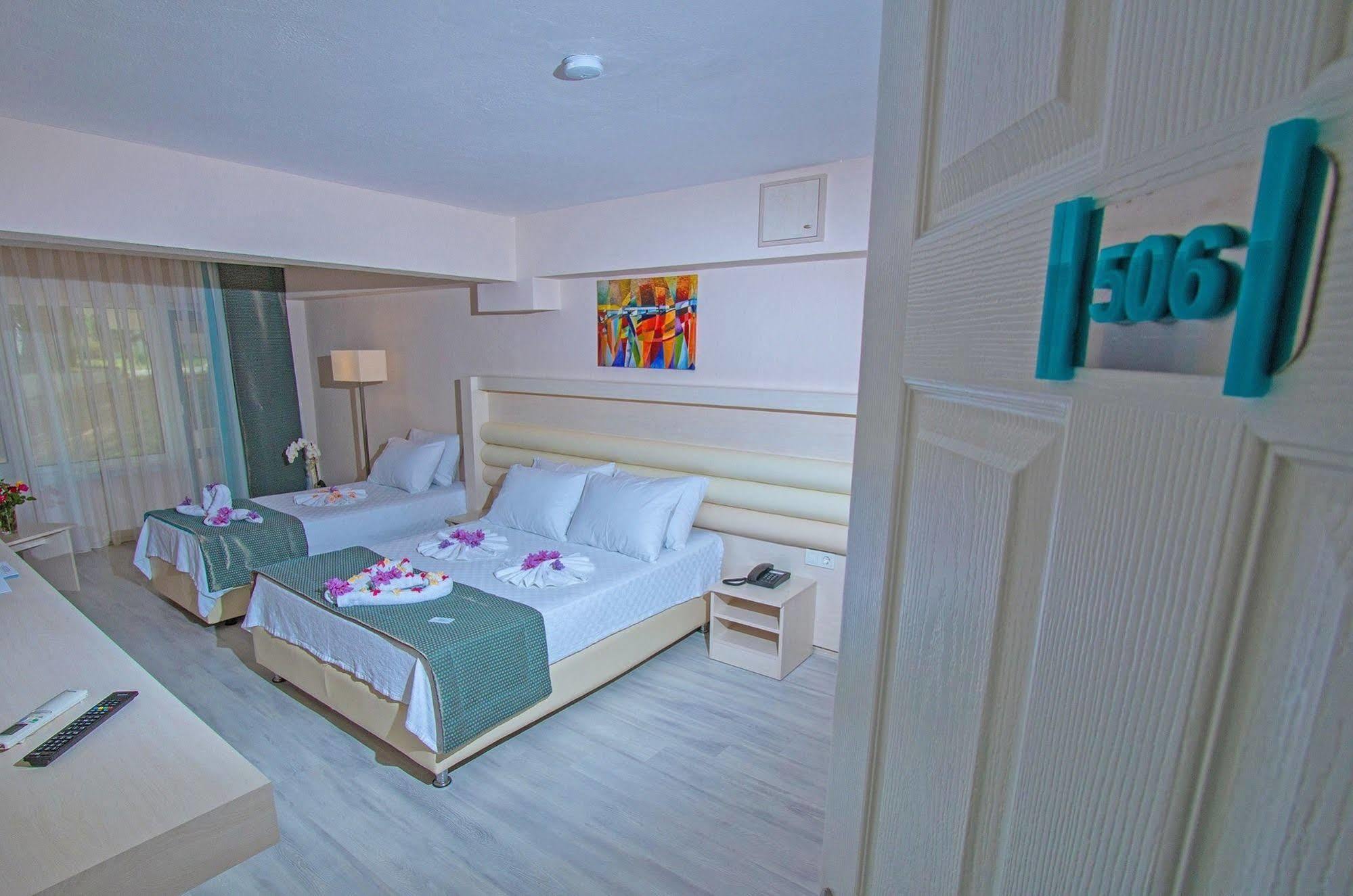 Capre Mare Beach Resort Дидим Экстерьер фото